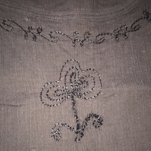 Black Crinkle Linen Tank Cami - Picture 2 of 3